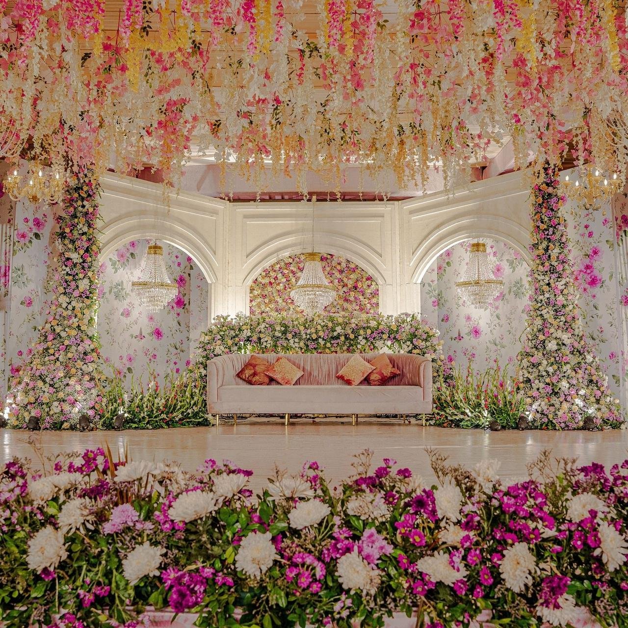 Royal Flowers Decoration